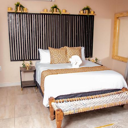Kanana Villas-Maun Luxury Studio Suite Dış mekan fotoğraf